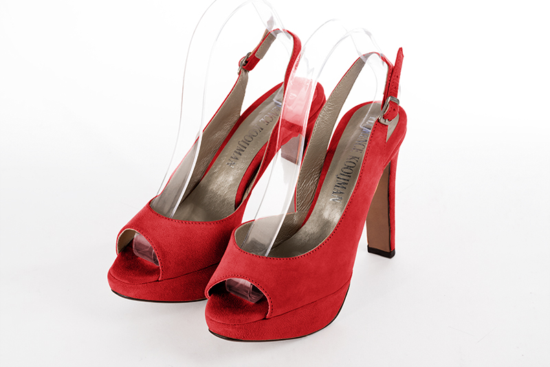 Scarlet red women's slingback sandals. Round toe. Very high slim heel with a platform at the front. Front view - Florence KOOIJMAN